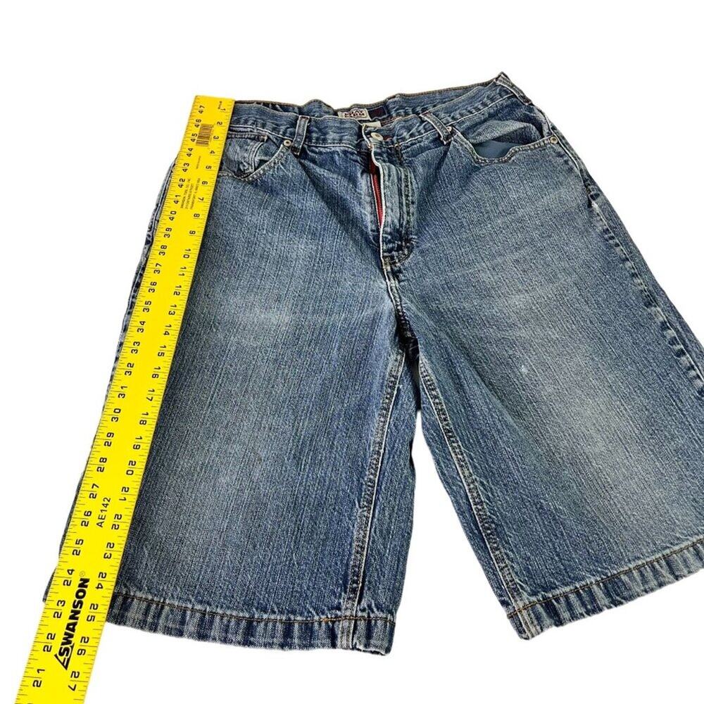 Phat Farm Bermuda Shorts Mens 34 Blue Denim 5 Pocket Design Distressed - Picture 2 of 14